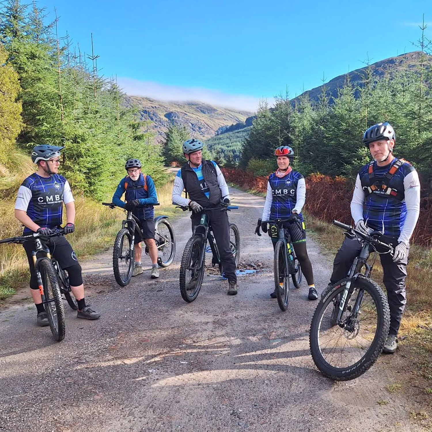 MTBers on the Loch Tarson loop
